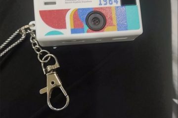 베스트셀러 THUMB 미니 CCD 디지털 카메라  – 학생 및 여행용 레트로 스타일 엄지손가락 크기 카메라 photo review