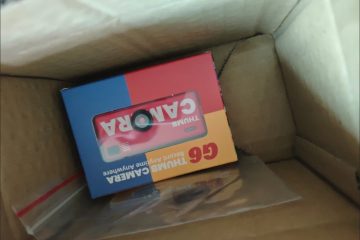 베스트셀러 THUMB 미니 CCD 디지털 카메라  – 학생 및 여행용 레트로 스타일 엄지손가락 크기 카메라 photo review