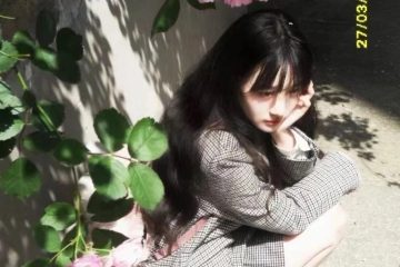 베스트셀러 THUMB 미니 CCD 디지털 카메라  – 학생 및 여행용 레트로 스타일 엄지손가락 크기 카메라 photo review