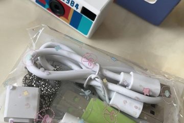베스트셀러 THUMB 미니 CCD 디지털 카메라  – 학생 및 여행용 레트로 스타일 엄지손가락 크기 카메라 photo review